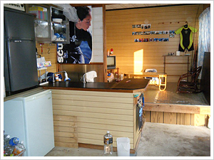 �����L�b�`���Ə�����